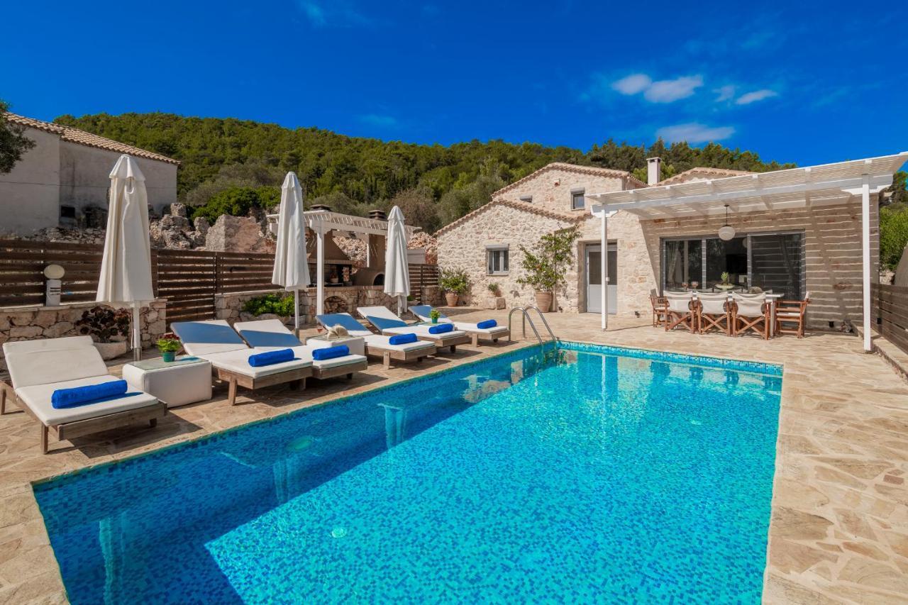 Villa Daniela - Private Pool And Serene Location, By Zantewize Korithion Ngoại thất bức ảnh